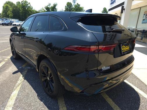 2024 Jaguar F-PACE P250 R-Dynamic S