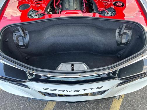 2020 Chevrolet Corvette Stingray w/3LT