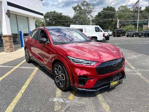 2022 Ford Mustang Mach-E GT