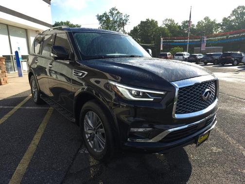 2018 INFINITI QX80 Base