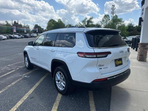 2023 Jeep Grand Cherokee L Laredo