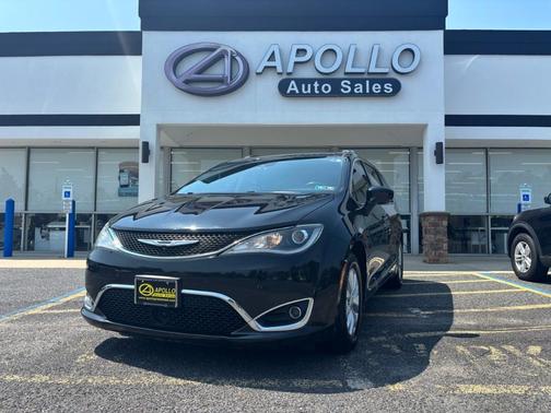 2018 Chrysler Pacifica Touring-L