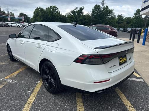 2023 Honda Accord Hybrid Sport-L