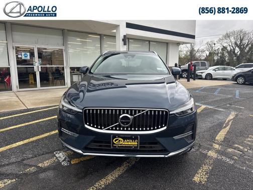 2023 Volvo XC60 B5 Plus Bright Theme