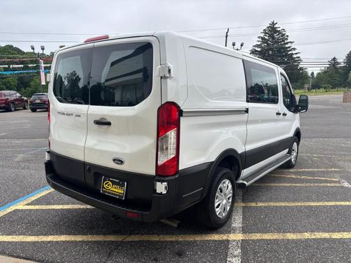 2023 Ford Transit-250