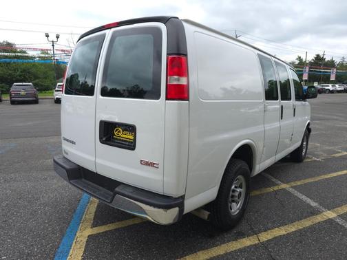 2023 GMC Savana 2500 Work Van