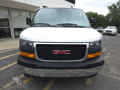 2023 GMC Savana 2500 Work Van