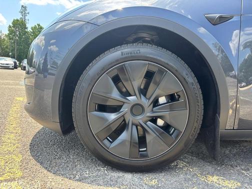 2025 Tesla Model Y Long Range