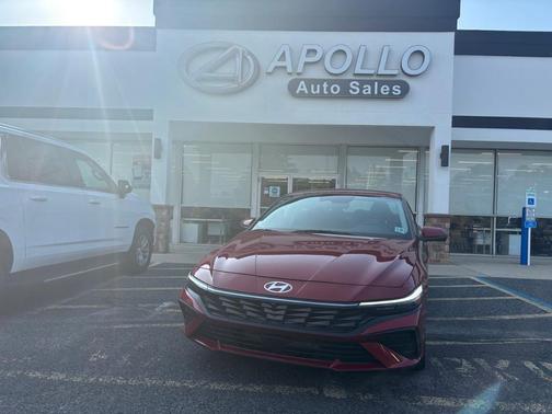 2024 Hyundai ELANTRA Limited