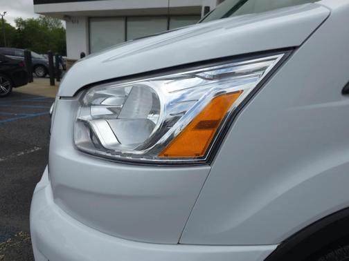 2022 Ford Transit-350 XLT