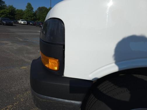 2023 GMC Savana 2500 Work Van