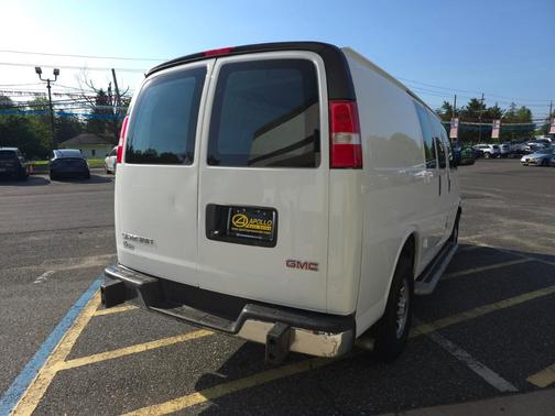 2023 GMC Savana 2500 Work Van