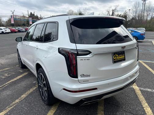 2023 Cadillac XT6 Sport AWD