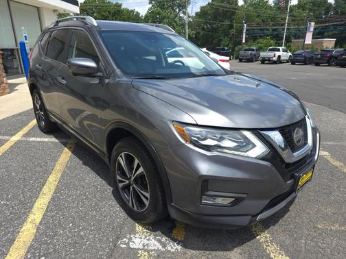 2017 Nissan Rogue SL
