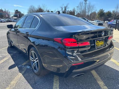 2022 BMW 530 i xDrive