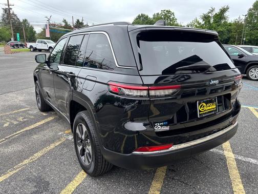 2023 Jeep Grand Cherokee 4xe Base