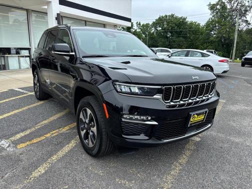 2023 Jeep Grand Cherokee 4xe Base