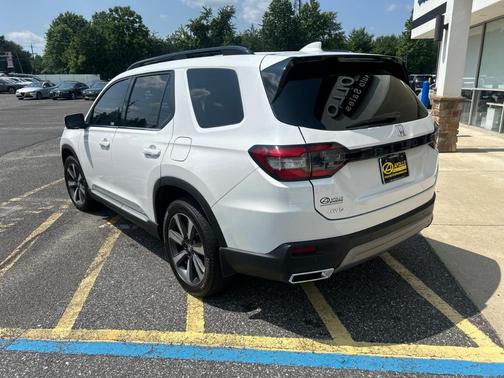 2025 Honda Pilot Elite
