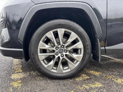 2019 Toyota RAV4 Limited