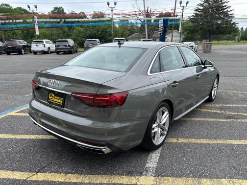 2023 Audi A4 45 S line Premium Plus
