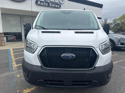2023 Ford Transit-250
