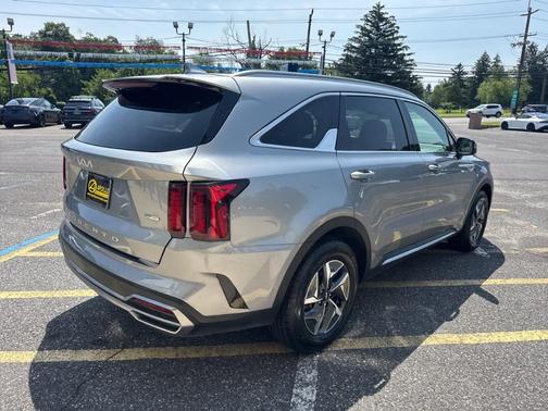 2022 Kia Sorento Hybrid S
