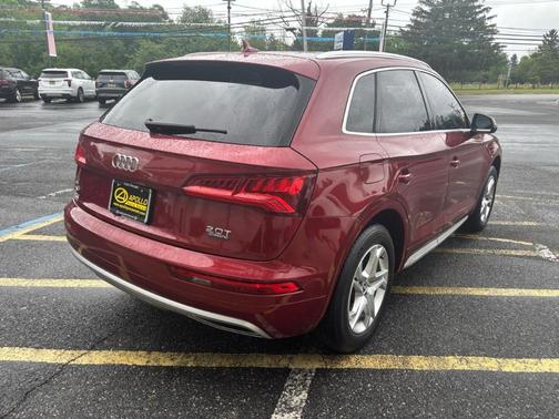 2018 Audi Q5 2.0T Premium Plus