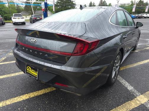 2022 Hyundai SONATA SEL