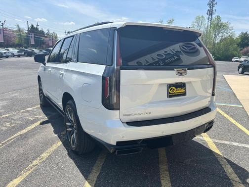 2021 Cadillac Escalade Sport