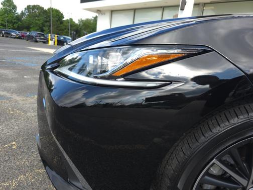 2022 Lexus ES 350 Base