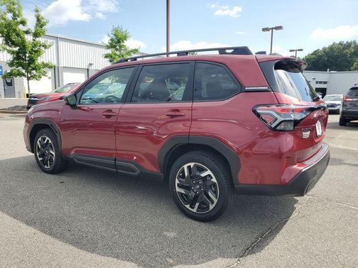 Crimson Red Pearl 2025 Subaru Forester Limited