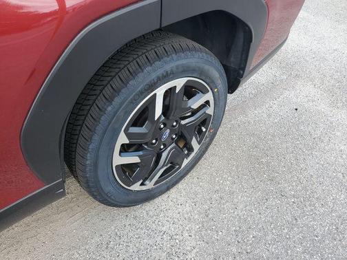 Crimson Red Pearl 2025 Subaru Forester Limited