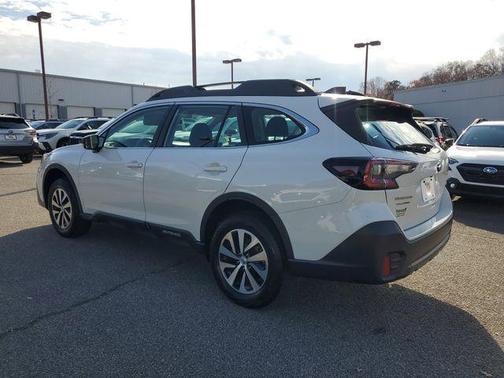 2021 Subaru Outback Base