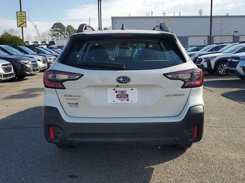 2021 Subaru Outback Base