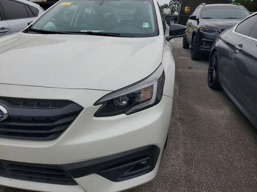Crystal White Pearl 2022 Subaru Legacy Sport