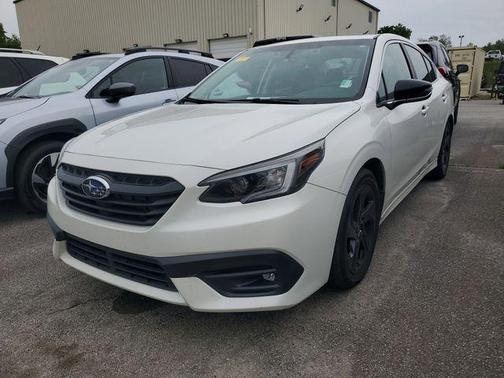 Crystal White Pearl 2022 Subaru Legacy Sport