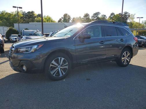 Gray Metallic 2018 Subaru Outback 2.5i Limited
