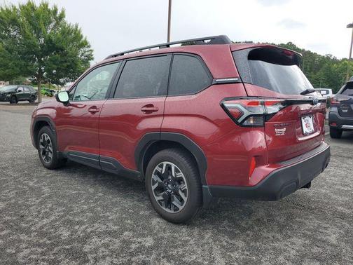 Crimson Red Pearl 2025 Subaru Forester Premium
