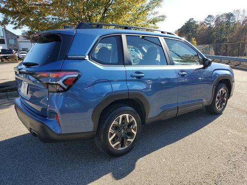 2025 Subaru Forester Base