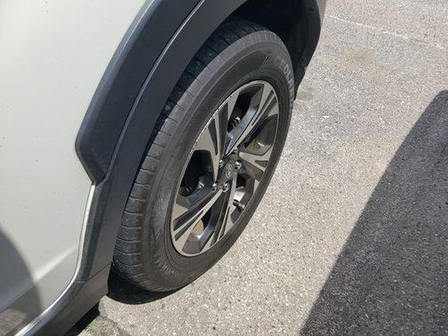 Crystal White Pearl 2024 Subaru Crosstrek Premium