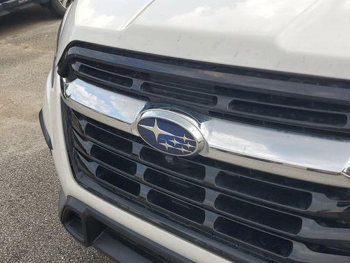2024 Subaru Ascent Limited 8-Passenger
