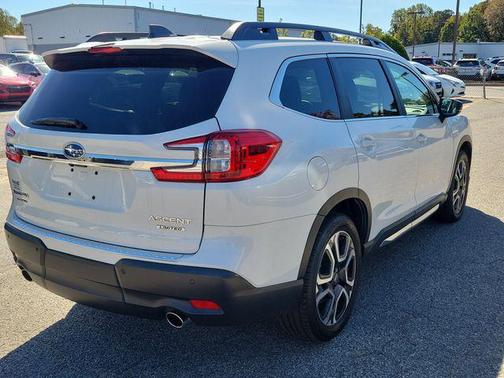 2024 Subaru Ascent Limited 8-Passenger