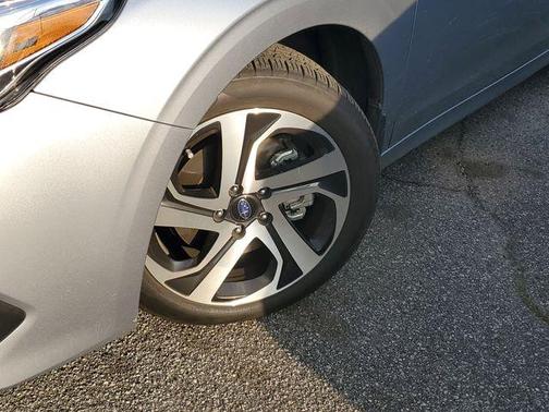 2022 Subaru Legacy Limited