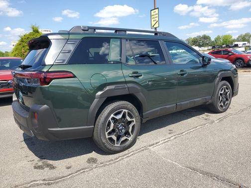 Deep Emerald 2026 Subaru Outback Touring