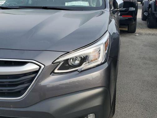 2022 Subaru Outback Touring XT