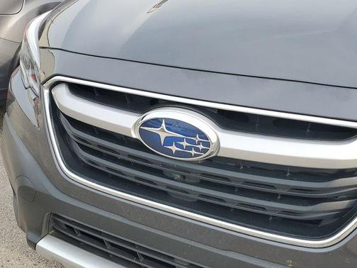 2022 Subaru Outback Touring XT