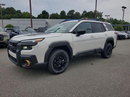 Crystal White 2026 Subaru Outback Wilderness