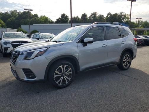 Ice Silver Metallic 2024 Subaru Forester Limited