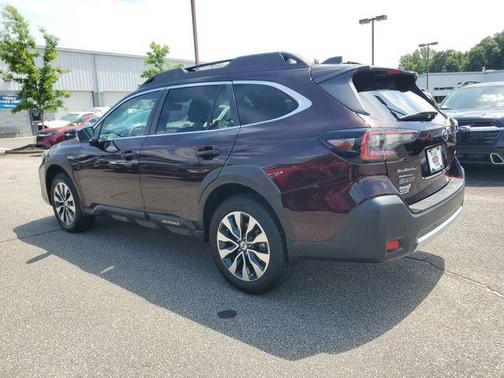 Mahogany Pearl 2023 Subaru Outback Limited