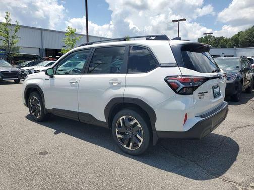 2025 Subaru Forester Hybrid Premium